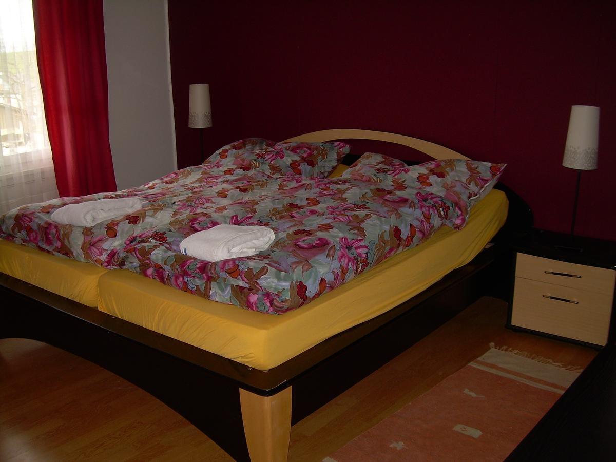 Wohlfuehloase Fuer Mensch Und Hund Bed and Breakfast Uzwil Exteriör bild